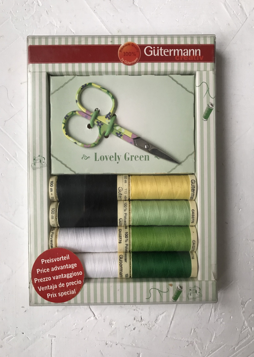 Швейный набор Gutermann Lovely Green